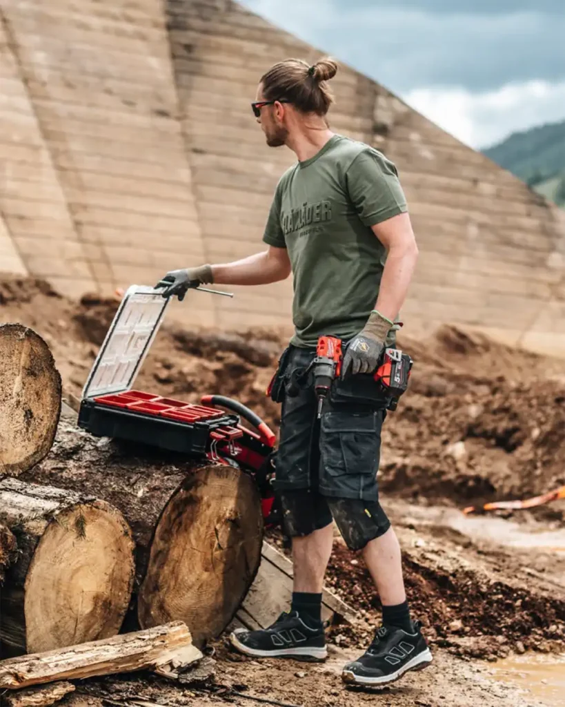 Erhvervstoej 01 819x1024